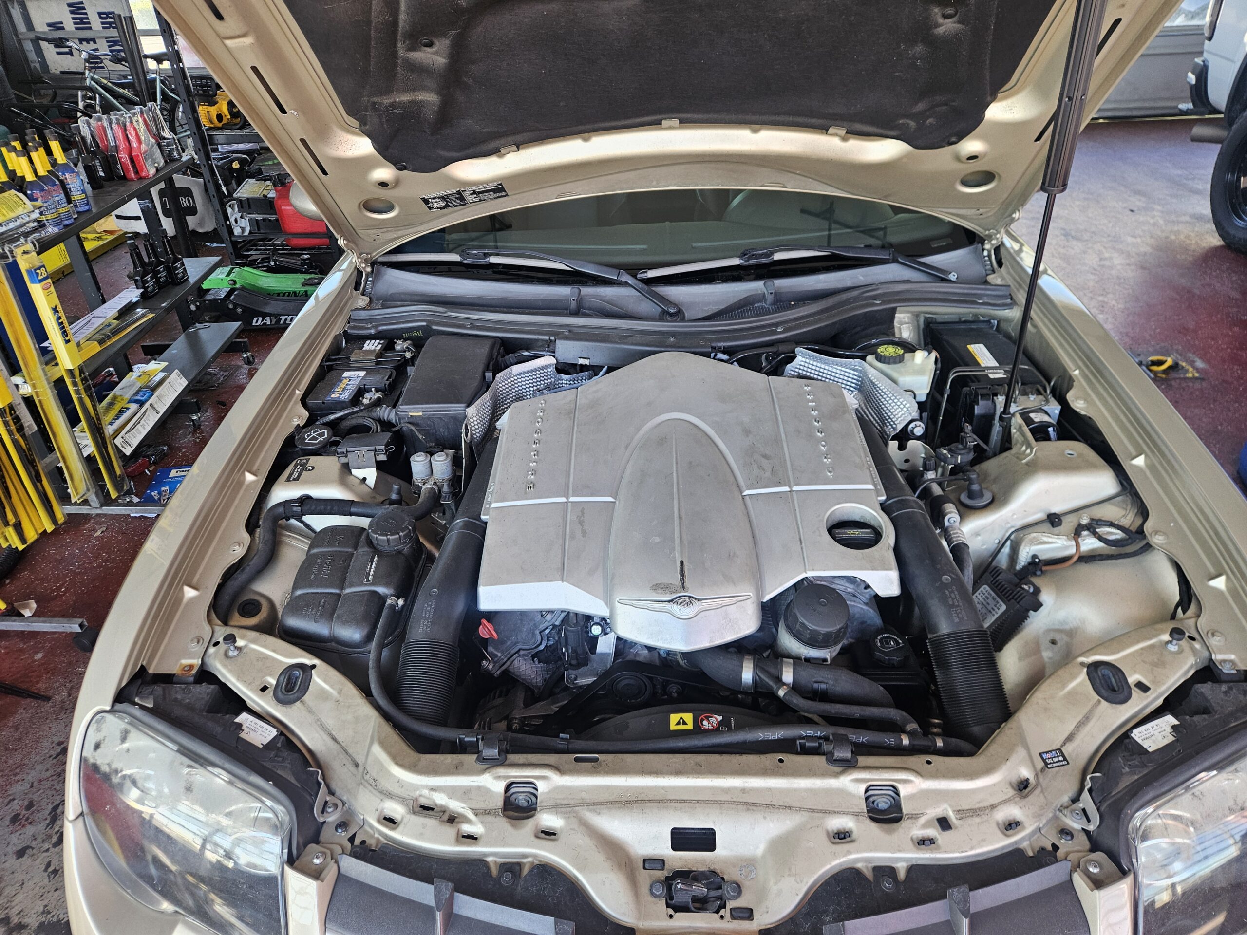 2007 Chrysler Crossfire 2dr Hard Top thumbnail 8