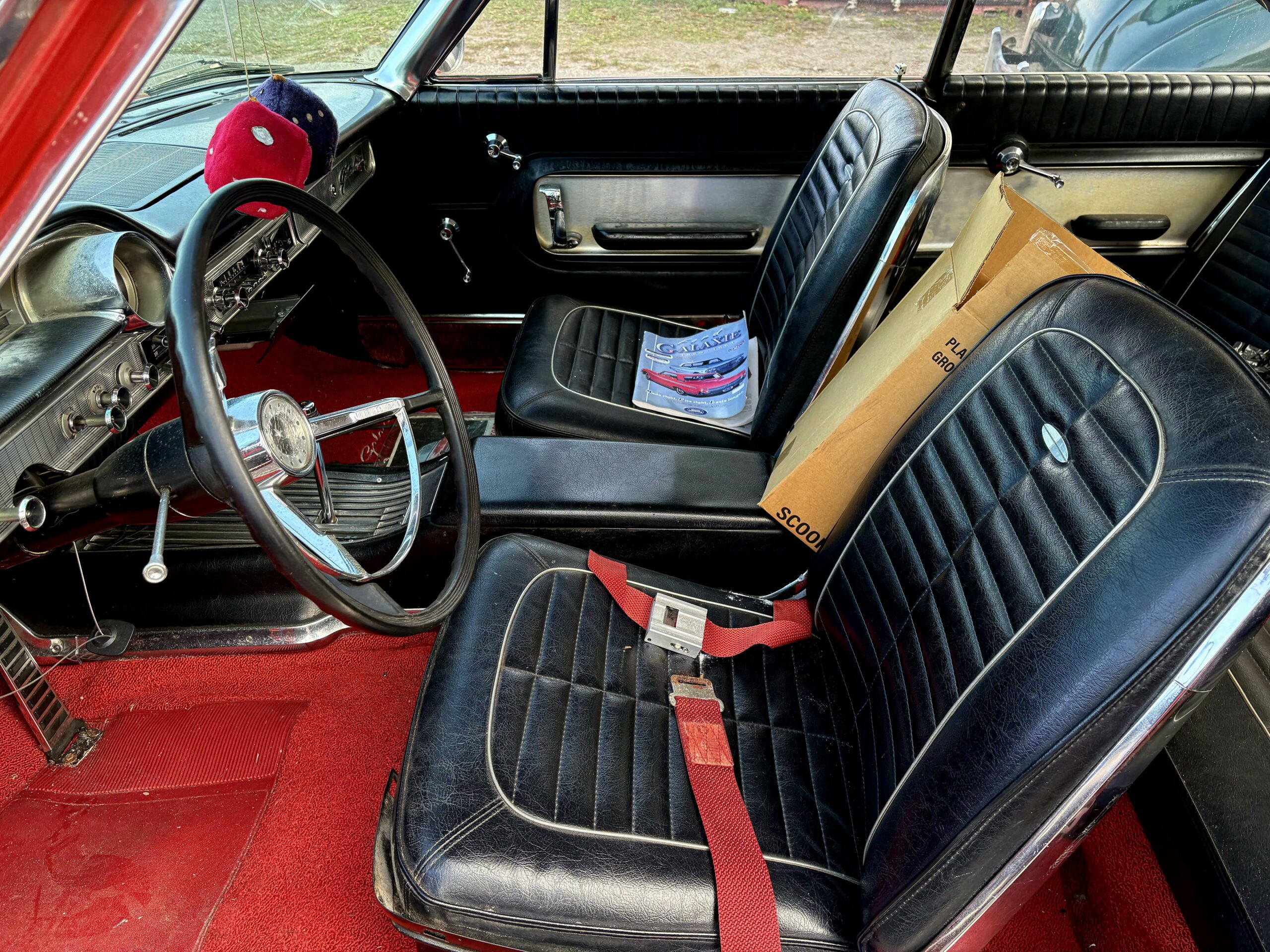 1963 1/2  Ford Galaxie XL 2dr Hardtop thumbnail 8