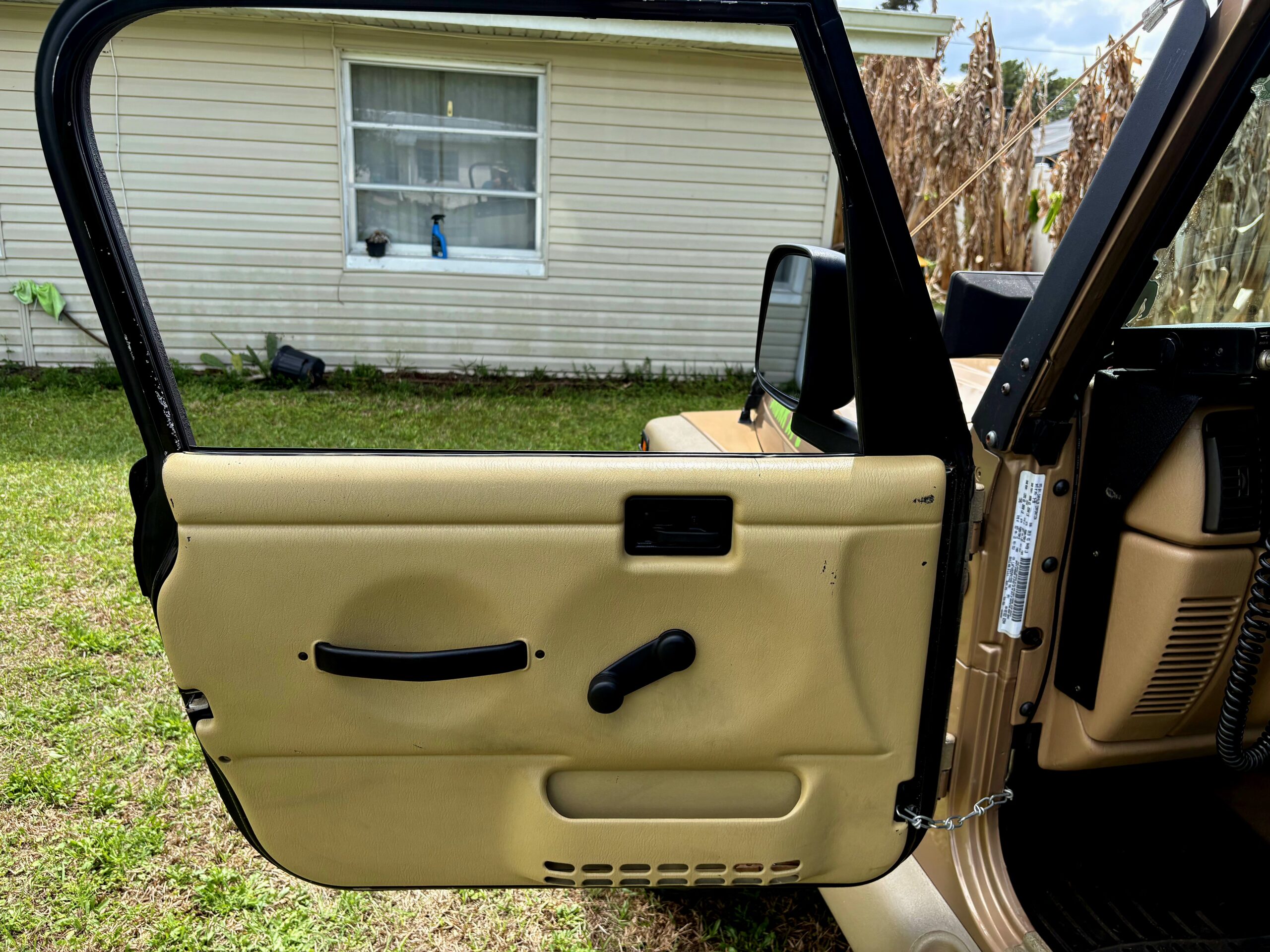 1999 Jeep Wrangler Sahara thumbnail 8