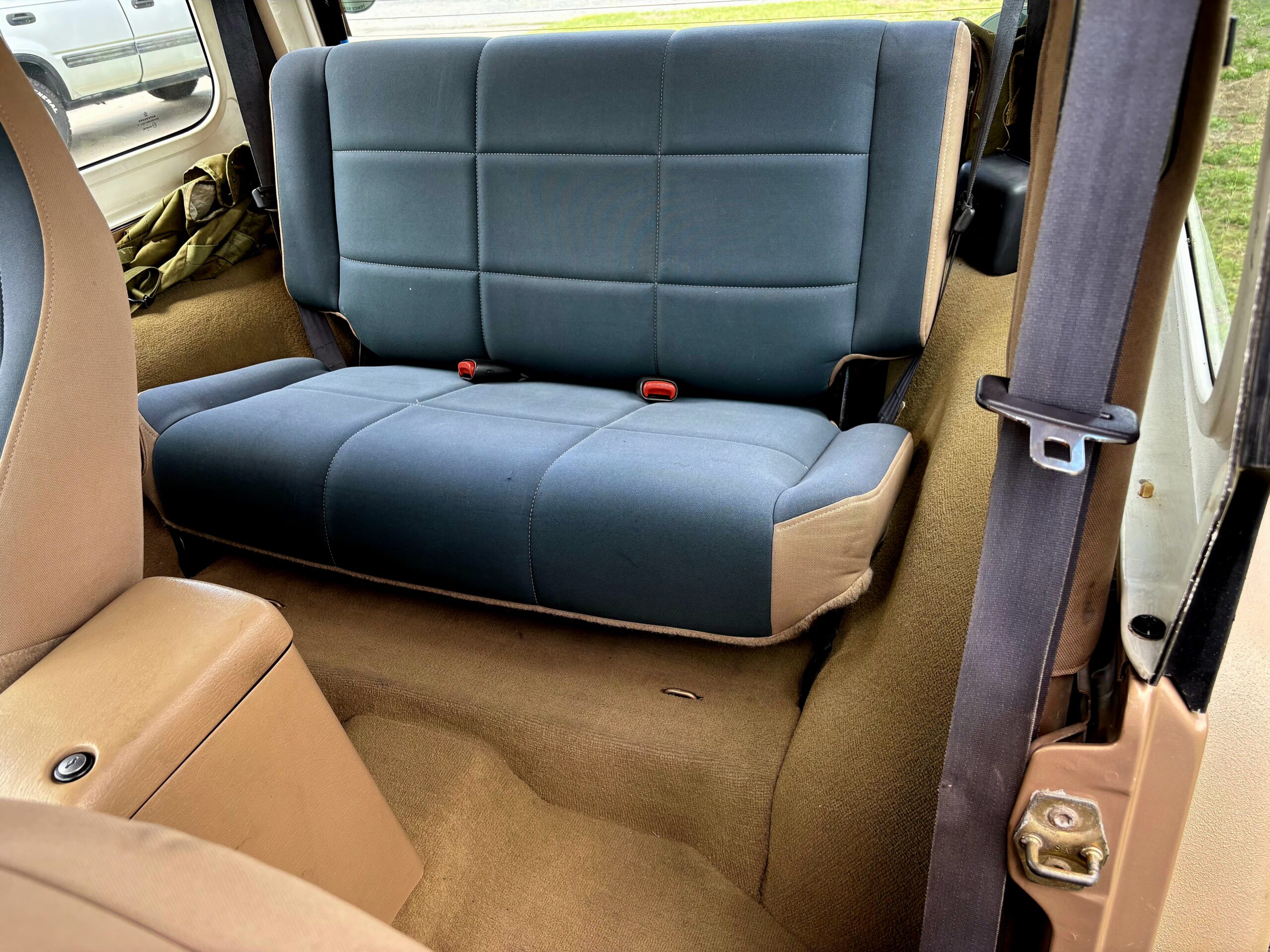 1999 Jeep Wrangler Sahara thumbnail 10