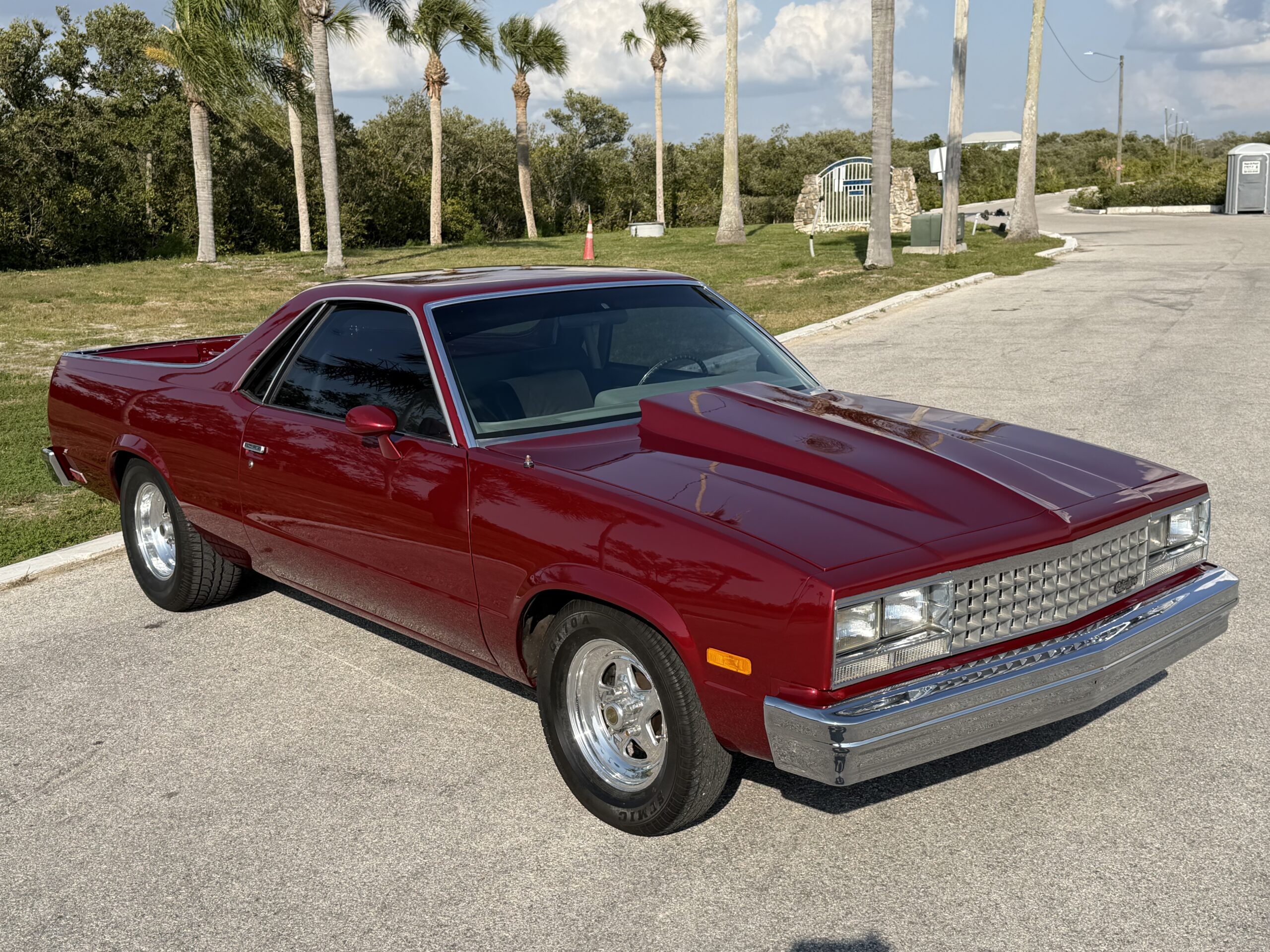 1982 GMC Caballero thumbnail 2